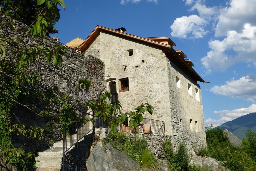 Hotel Schloss Sonnenburg San Lorenzo di Sebato Exterior photo